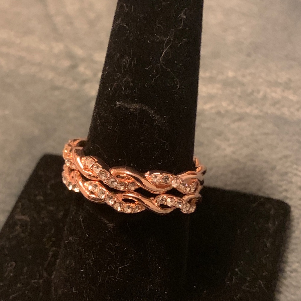 Ring - Picture 4 of 5